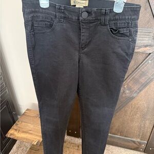 Democracy Women's Black Skinny Jeans